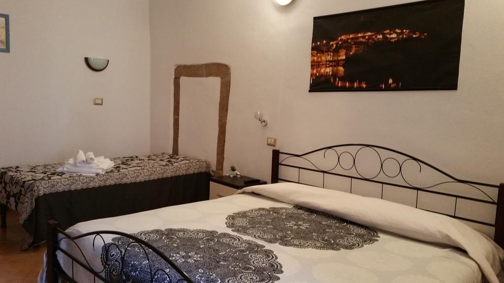 Ada'S Guest House بوسا المظهر الخارجي الصورة