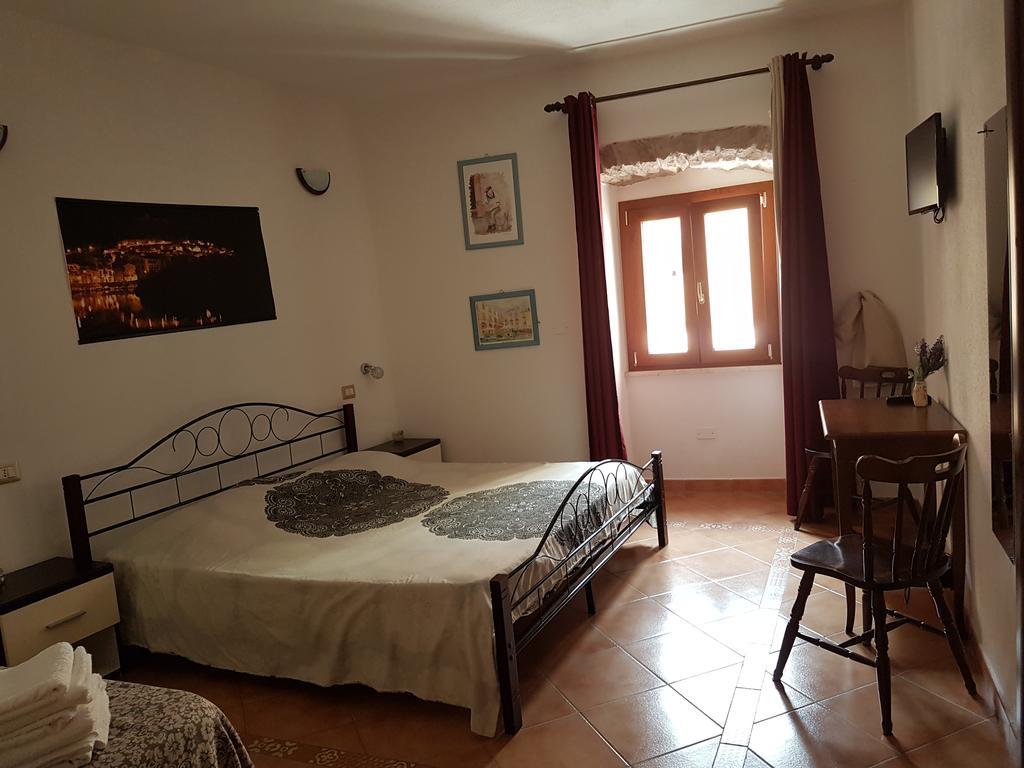 Ada'S Guest House بوسا المظهر الخارجي الصورة